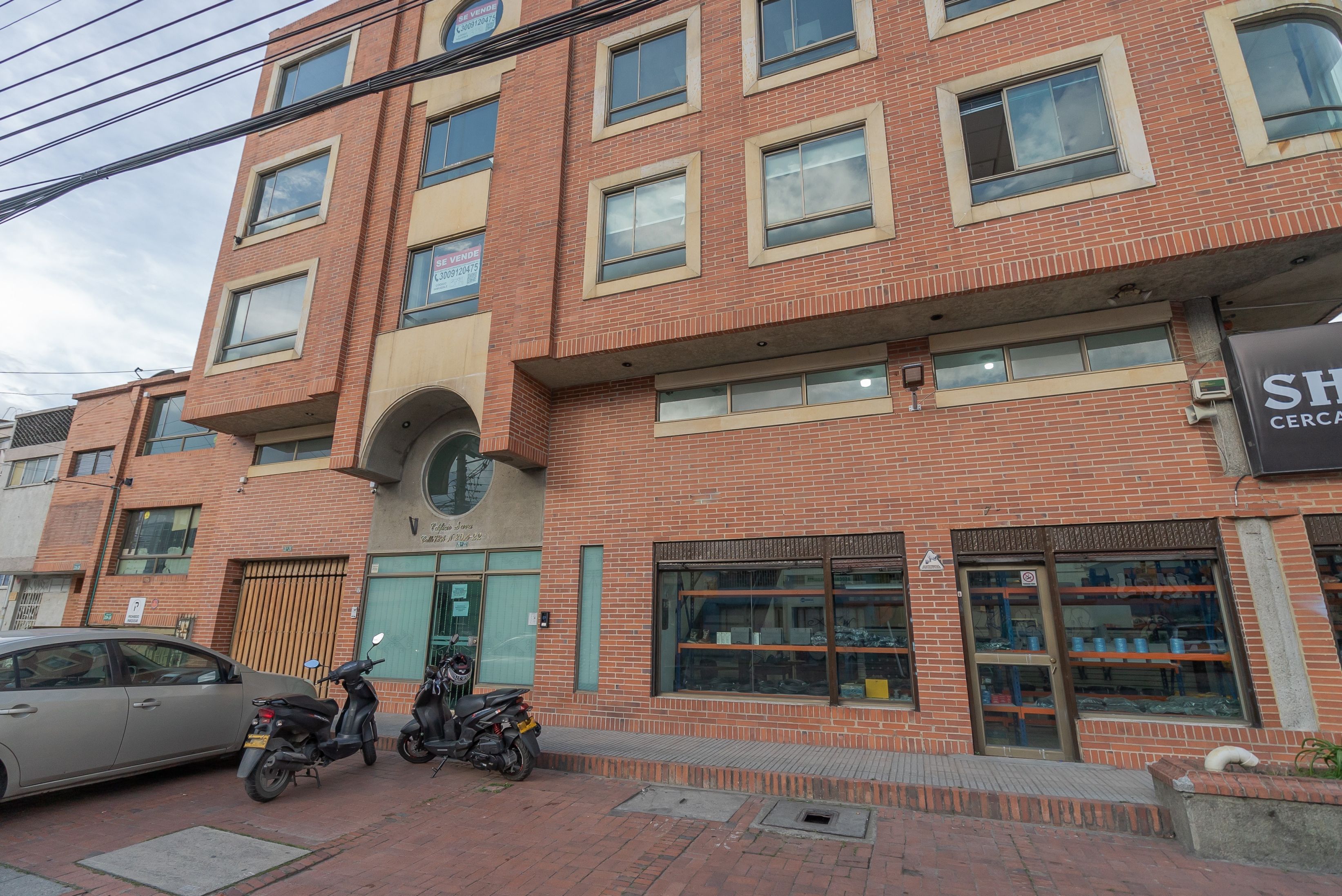 Inmuebles en Remate Oficina en venta Cundinamarca Bogotá San Felipe 36 m2 Habitaciones 0 Baños 1 Garajes 0 Precio $265000000