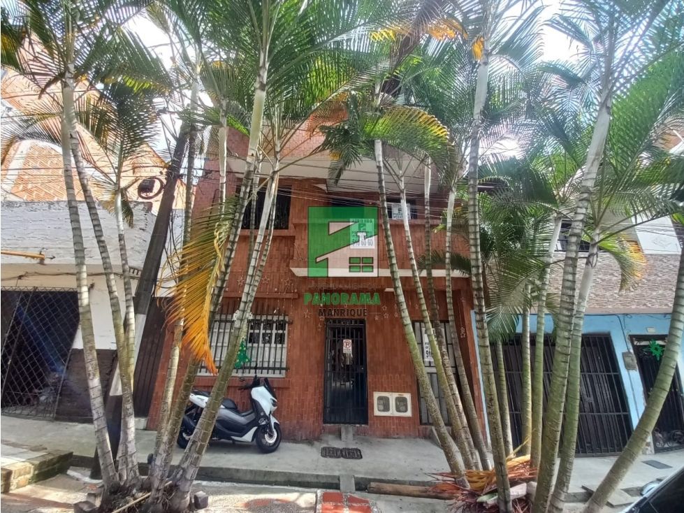 Casa en arriendo Antioquia Medellín Manrique Central No 1 80 m2 Habitaciones 3 Baños 2 Garajes 0 Precio $1600000