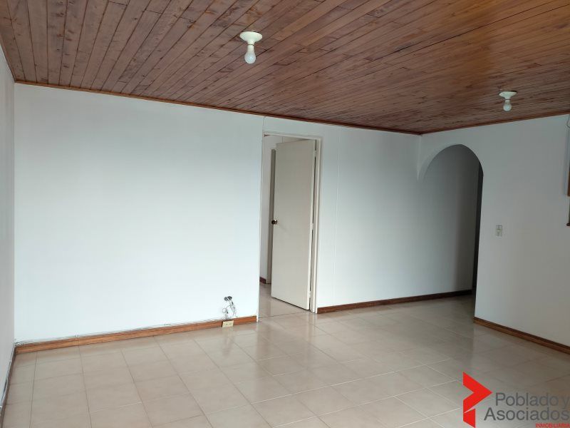 Apartamento en arriendo Antioquia Medellín Asomadera No1 70 m2 Habitaciones 2 Baños 2 Garajes 1 Precio $2750000