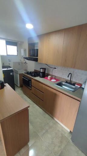 Apartamento en arriendo Antioquia Medellín Los Colores 80 m2 Habitaciones 3 Baños 2 Garajes 1 Precio $3000000