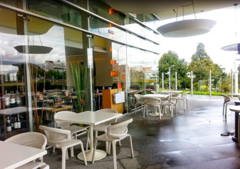 Local en venta Cundinamarca Bogotá Usaquén 215 m2 Habitaciones 0 Baños 2 Garajes 3 Precio $2800000000