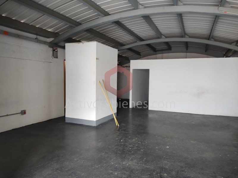 Bodega en arriendo Antioquia Medellín Cristo Rey 130 m2 Habitaciones 0 Baños 2 Garajes 0 Precio $3000000