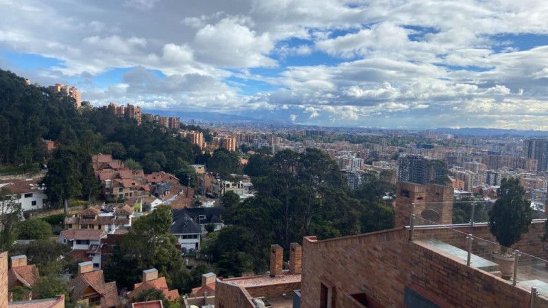 Casa en venta Cundinamarca Bogotá Asd 242 m2 Habitaciones 3 Baños 4 Garajes 3 Precio $2100000000