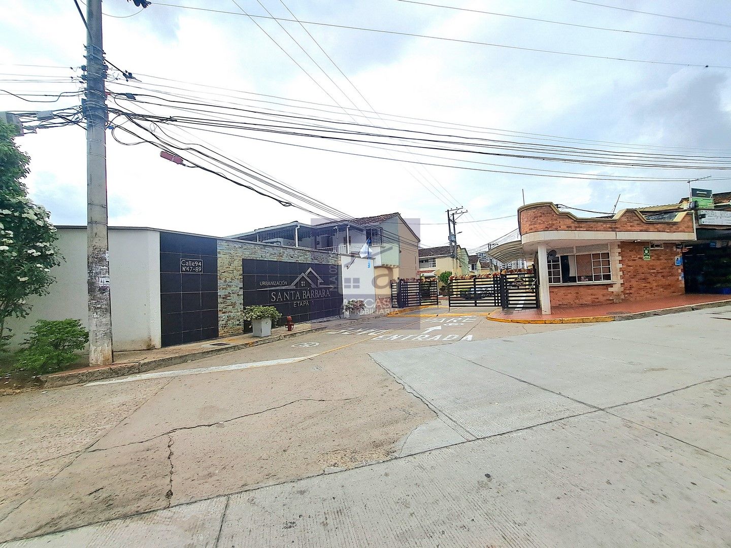 Casa en arriendo Santander Bucaramanga Conjunto Santa Bárbara 73 m2 Habitaciones 5 Baños 3 Garajes 1 Precio $1988500