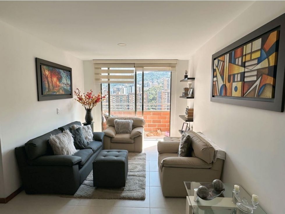 Apartamento en venta Antioquia Medellín Loma De Los Bernal 75 m2 Habitaciones 3 Baños 2 Garajes 1 Precio $520000000
