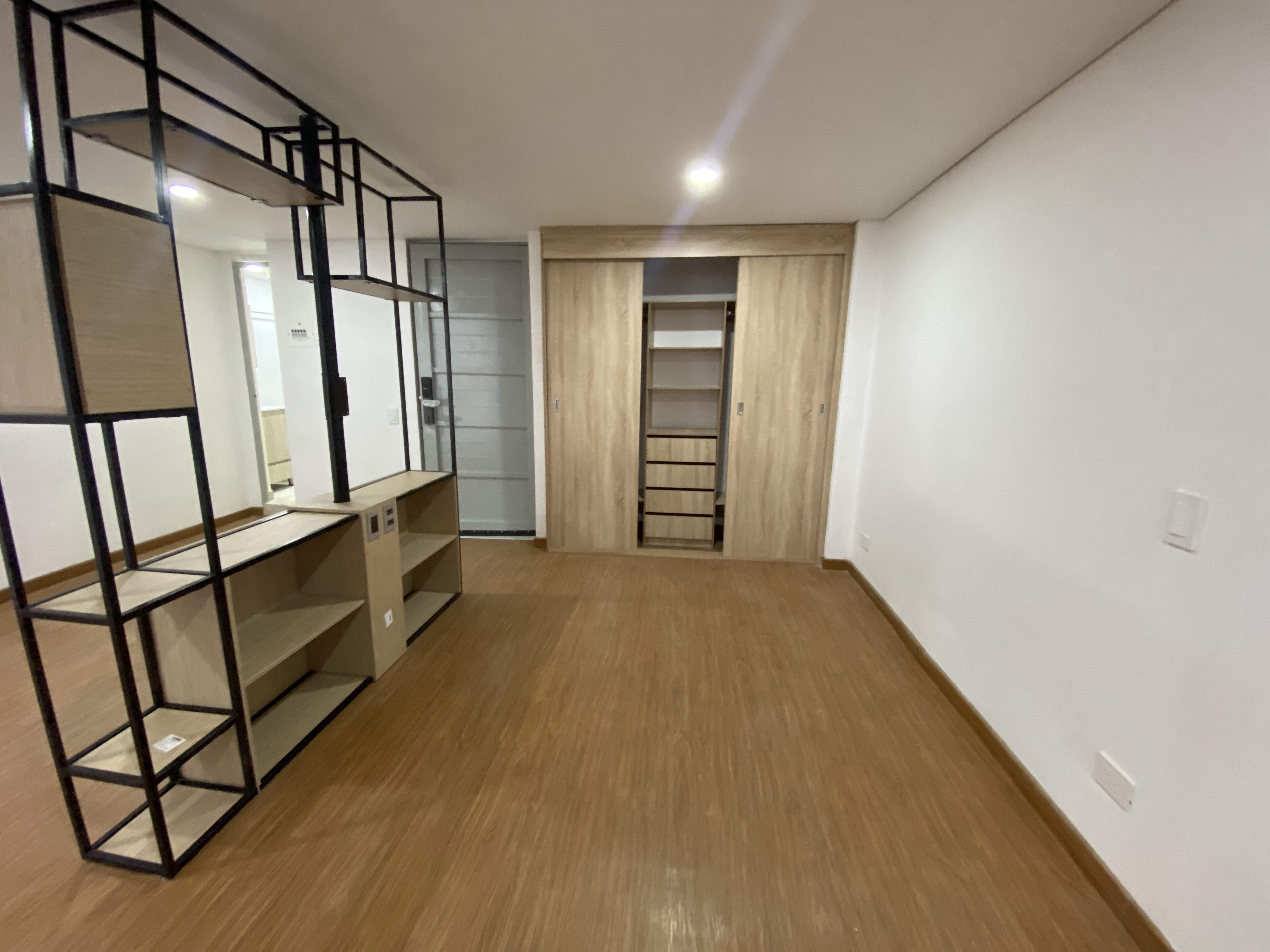 Apartaestudio en arriendo Cundinamarca Bogotá La Primavera 32 m2 Habitaciones 1 Baños 1 Garajes 0 Precio $1200000