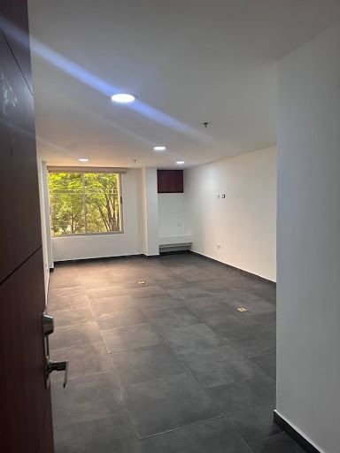 Oficina en arriendo Antioquia Envigado Villa Grande 37 m2 Habitaciones 0 Baños 1 Garajes 0 Precio $4000000