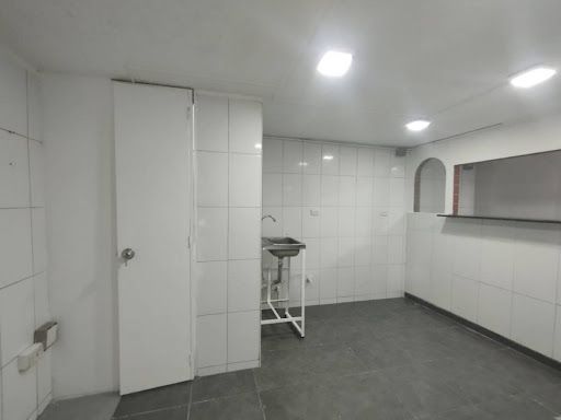 Local en venta Antioquia Medellín Bombona No1 30 m2 Habitaciones 0 Baños 1 Garajes 0 Precio $150000000