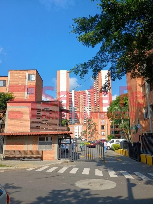 Apartamento en arriendo Antioquia Itagüí Ub Entrecolinas Et Ii 56 m2 Habitaciones 3 Baños 2 Garajes 1 Precio $2200000