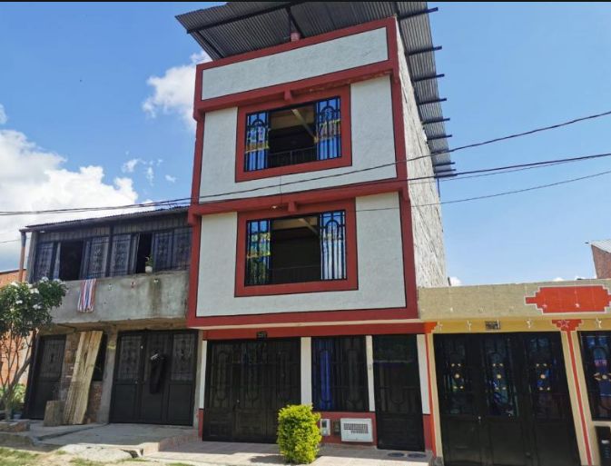Casa en venta Tolima Ibagué Ibagué 245 m2 Habitaciones 8 Baños 4 Garajes 1 Precio $340000000