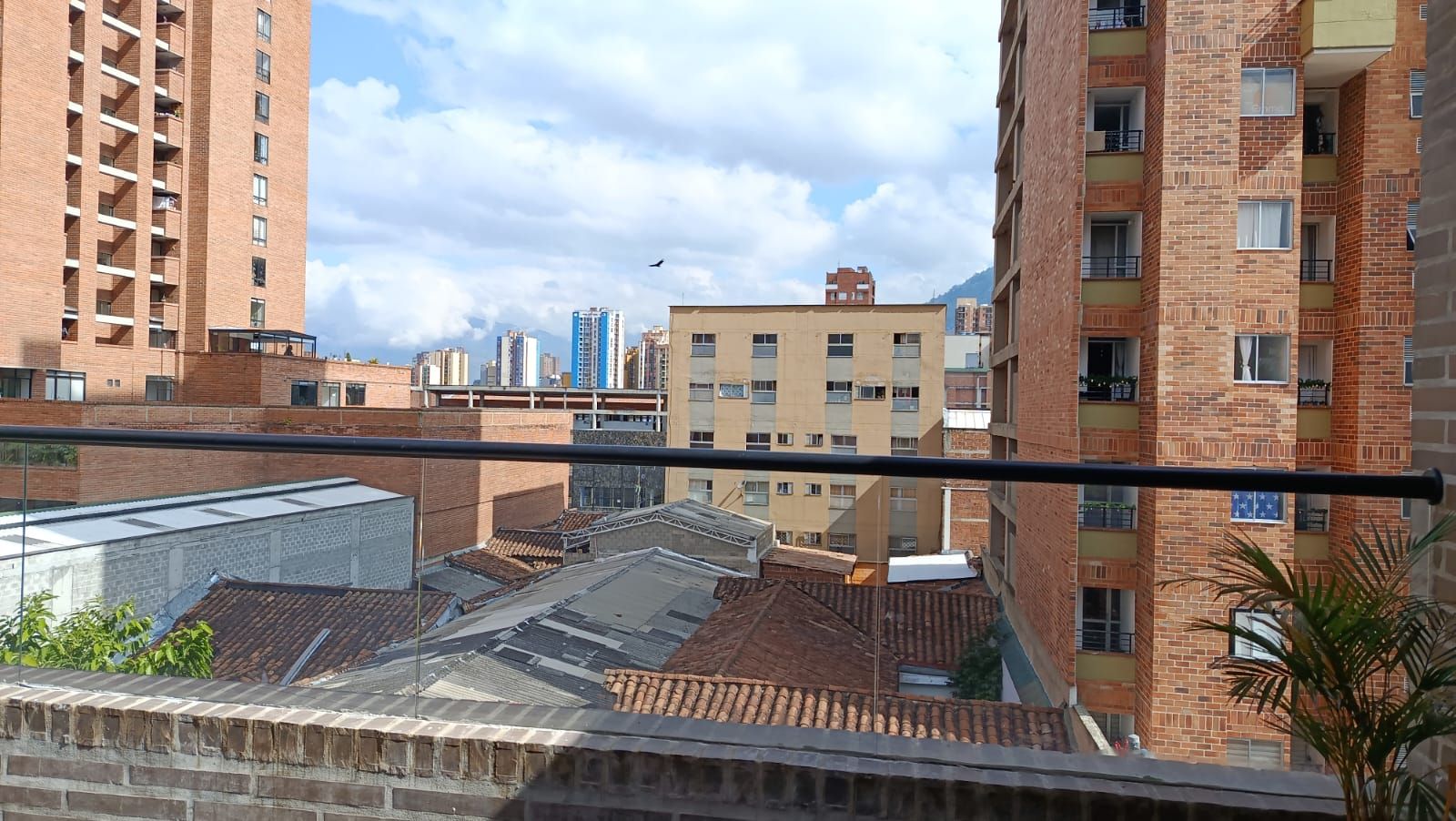 Apartaestudio en arriendo Antioquia Medellín Boston 40 m2 Habitaciones 1 Baños 1 Garajes 0 Precio $2500000