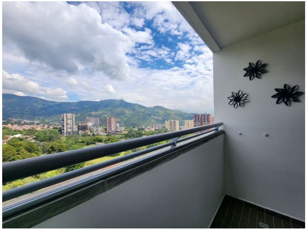 Apartamento en venta Antioquia La Estrella San Andrés 73 m2 Habitaciones 3 Baños 2 Garajes 1 Precio $490000000