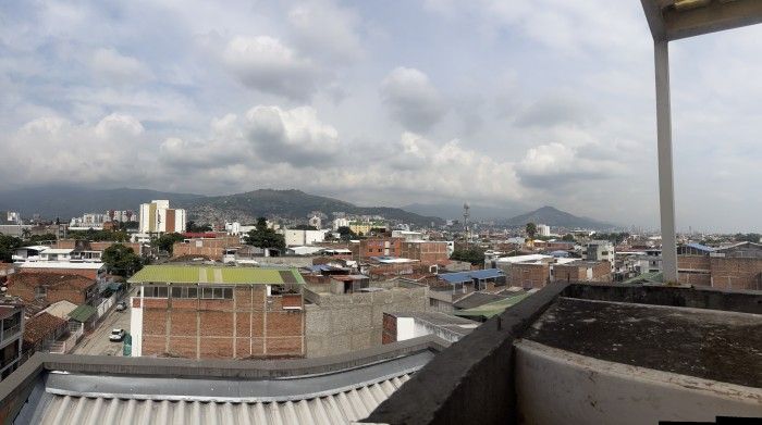 Edificio en venta Valle Del Cauca Cali Panamericano 640 m2 Habitaciones 2 Baños 1 Garajes 4 Precio $1800000000