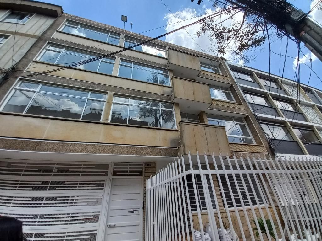Apartamento en arriendo Cundinamarca Bogotá La Soledad 51 m2 Habitaciones 1 Baños 2 Garajes 0 Precio $2400000