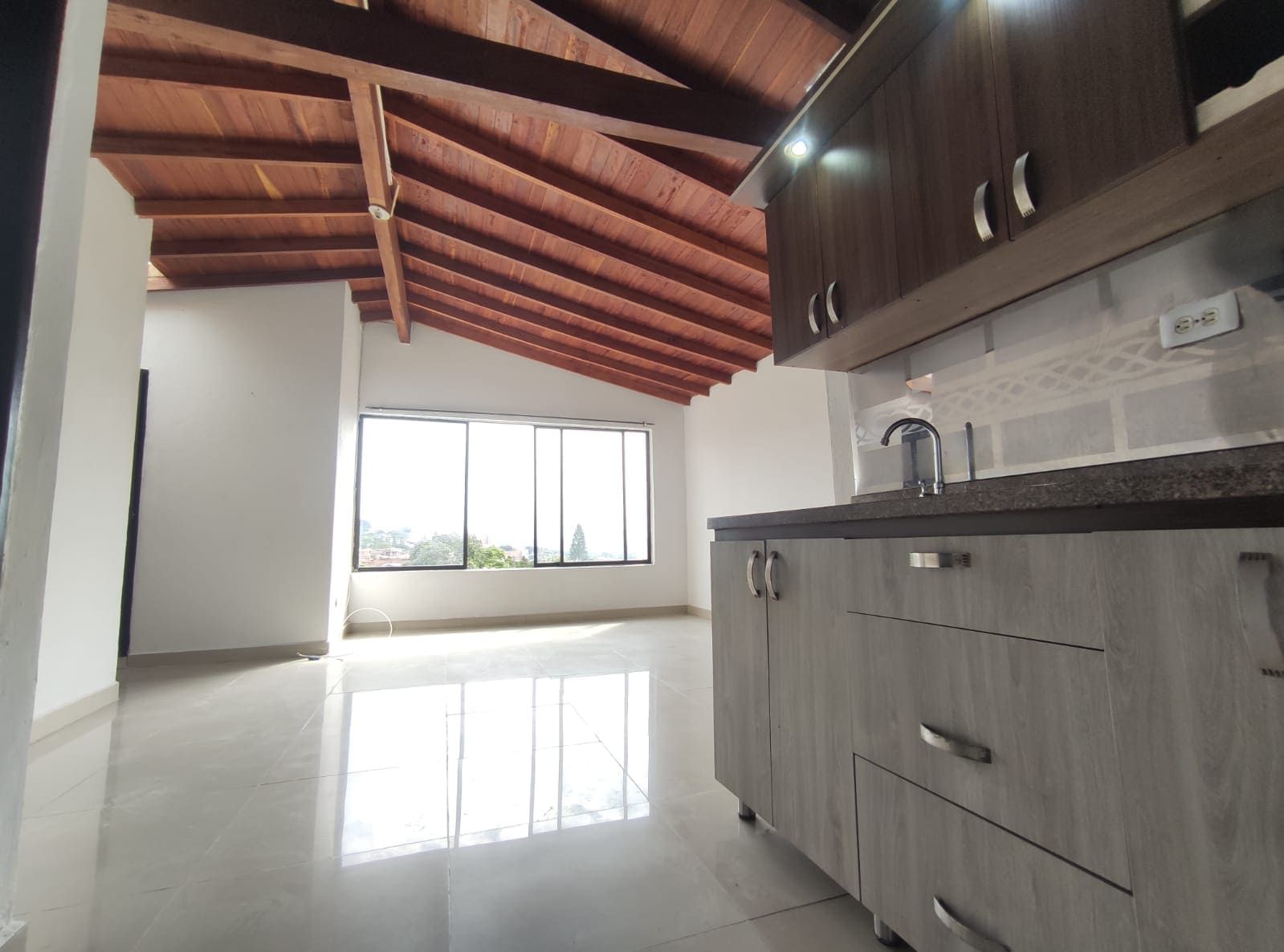 Apartamento en venta Antioquia Medellín Campo Valdes No 1 73 m2 Habitaciones 3 Baños 2 Garajes 0 Precio $235000000