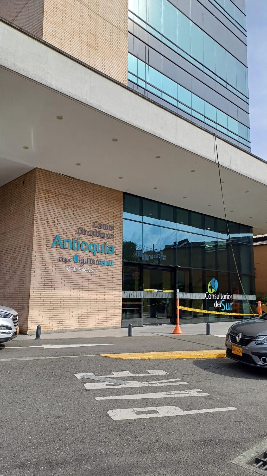 Consultorio en arriendo Antioquia Medellín Villanueva 35 m2 Habitaciones 0 Baños 1 Garajes 1 Precio $3300000