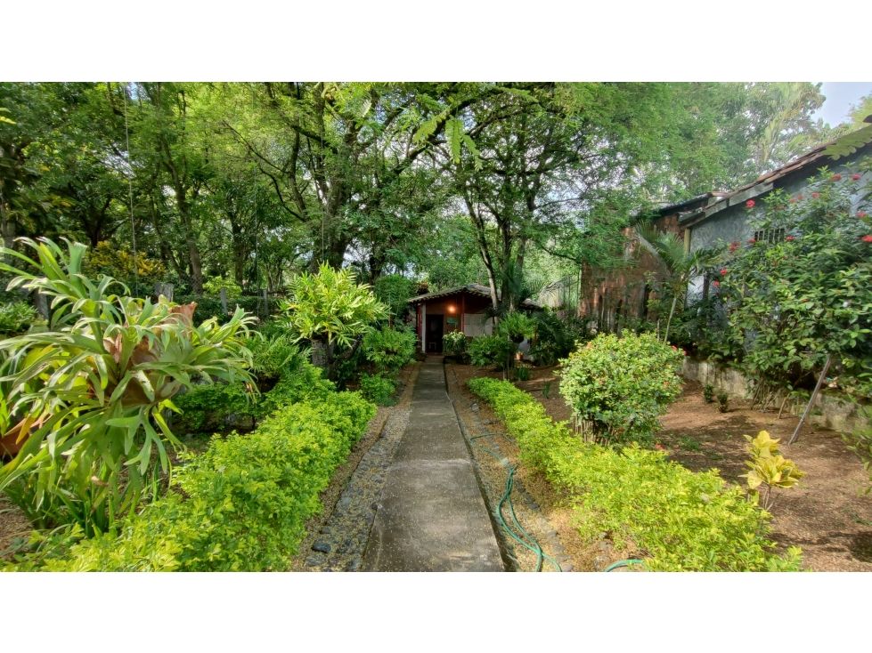 Finca en venta Antioquia Santafé De Antioquia Santafé De Antioquia 119 m2 Habitaciones 2 Baños 2 Garajes 1 Precio $650000000