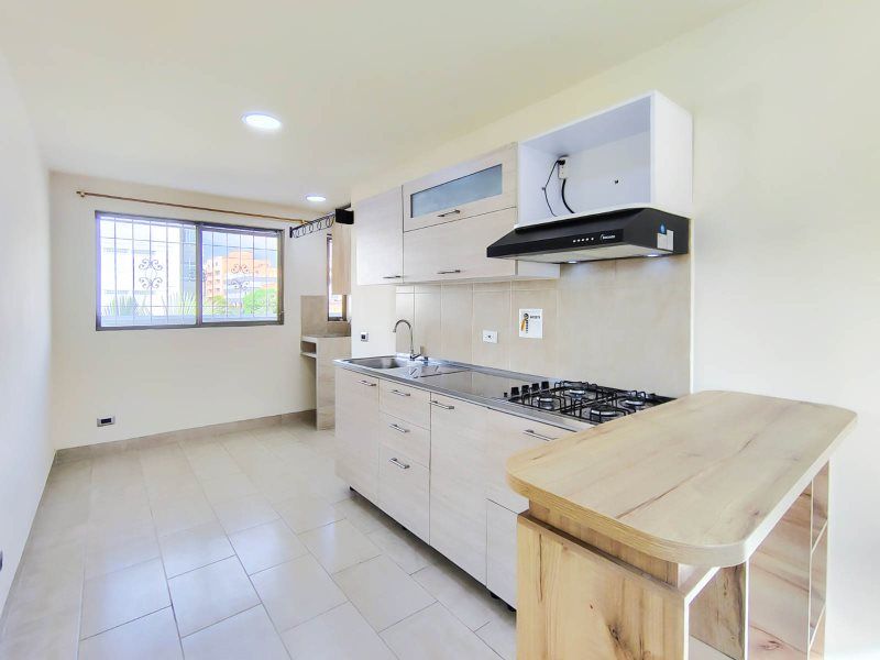 Apartamento en arriendo Antioquia Medellín Granada 38 m2 Habitaciones 2 Baños 1 Garajes 0 Precio $2000000
