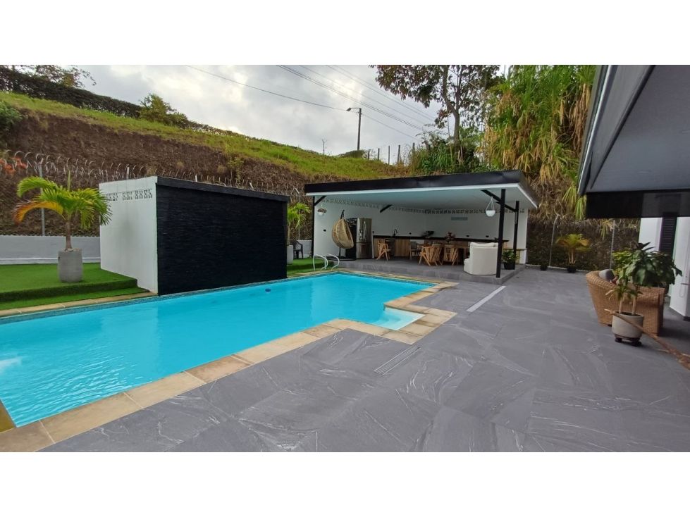 Casa Campestre en venta Risaralda Dosquebradas Dosquebradas 480 m2 Habitaciones 4 Baños 4 Garajes 4 Precio $1400000000