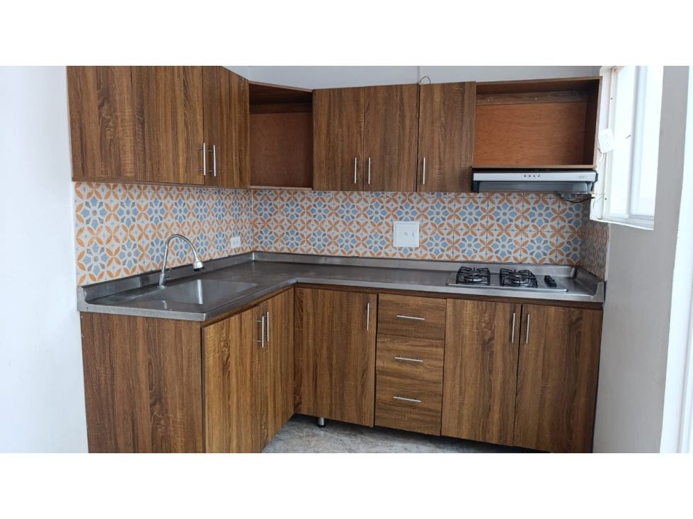 Casa en arriendo Antioquia La Ceja Cuatro Esqunas 95 m2 Habitaciones 3 Baños 3 Garajes 1 Precio $1900000