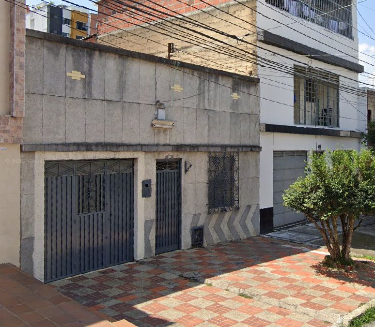 Casa en venta Santander Bucaramanga Universidad 220 m2 Habitaciones 6 Baños 3 Garajes 1 Precio $525000000