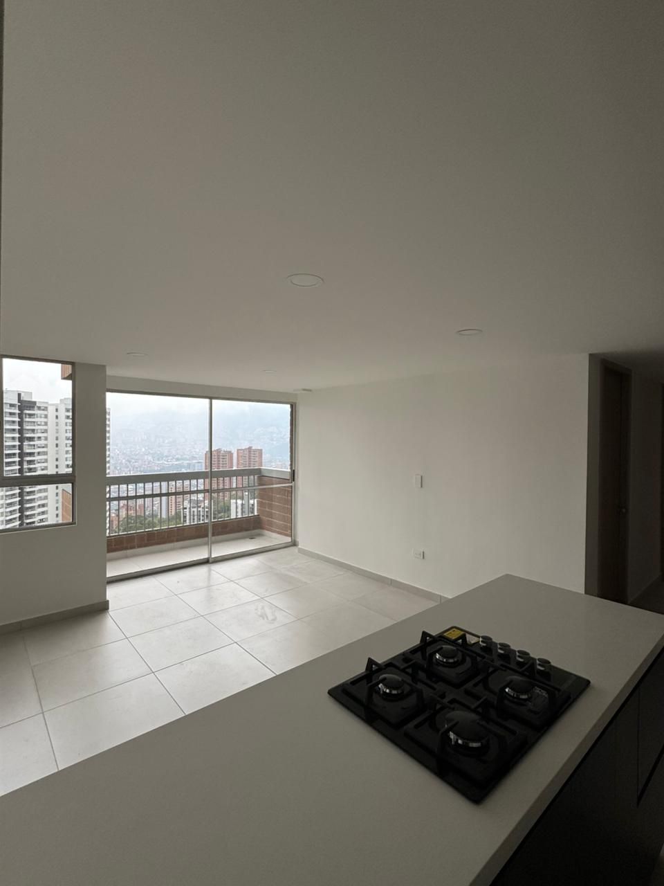 Apartamento en arriendo Antioquia Medellín Asomadera No2 61 m2 Habitaciones 2 Baños 2 Garajes 1 Precio $2900000
