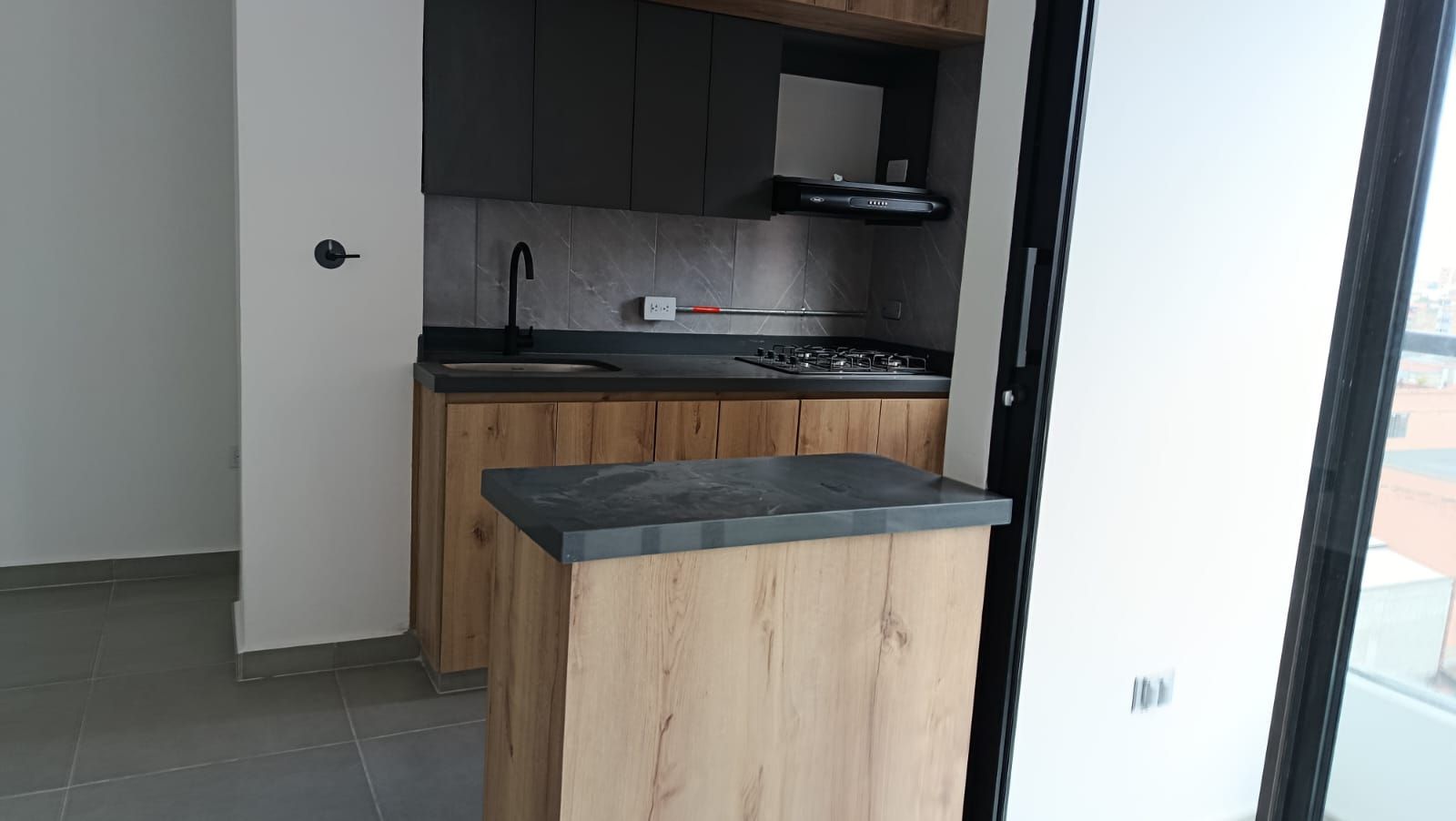 Apartaestudio en arriendo Antioquia Medellín Bombona No 1 40 m2 Habitaciones 1 Baños 1 Garajes 0 Precio $2100000