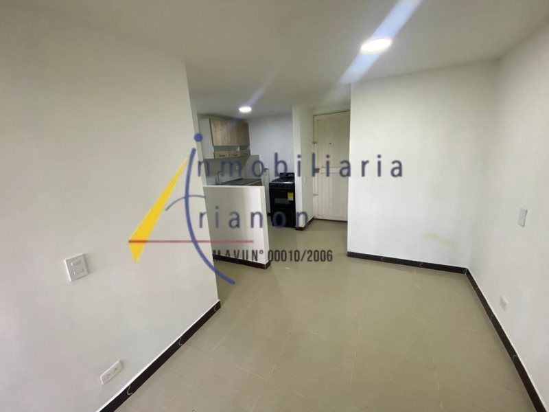 Apartamento en arriendo Antioquia Medellín El Salado 45 m2 Habitaciones 3 Baños 1 Garajes 1 Precio $1300000