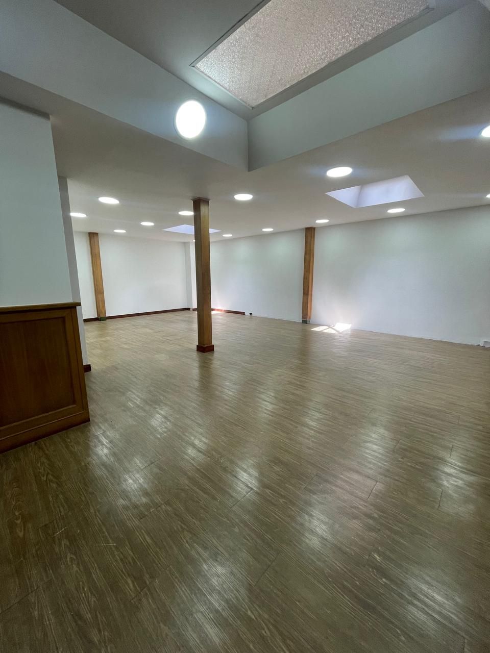 Casa en arriendo Cundinamarca Bogotá La Soledad 600 m2 Habitaciones 1 Baños 6 Garajes 0 Precio $13500000