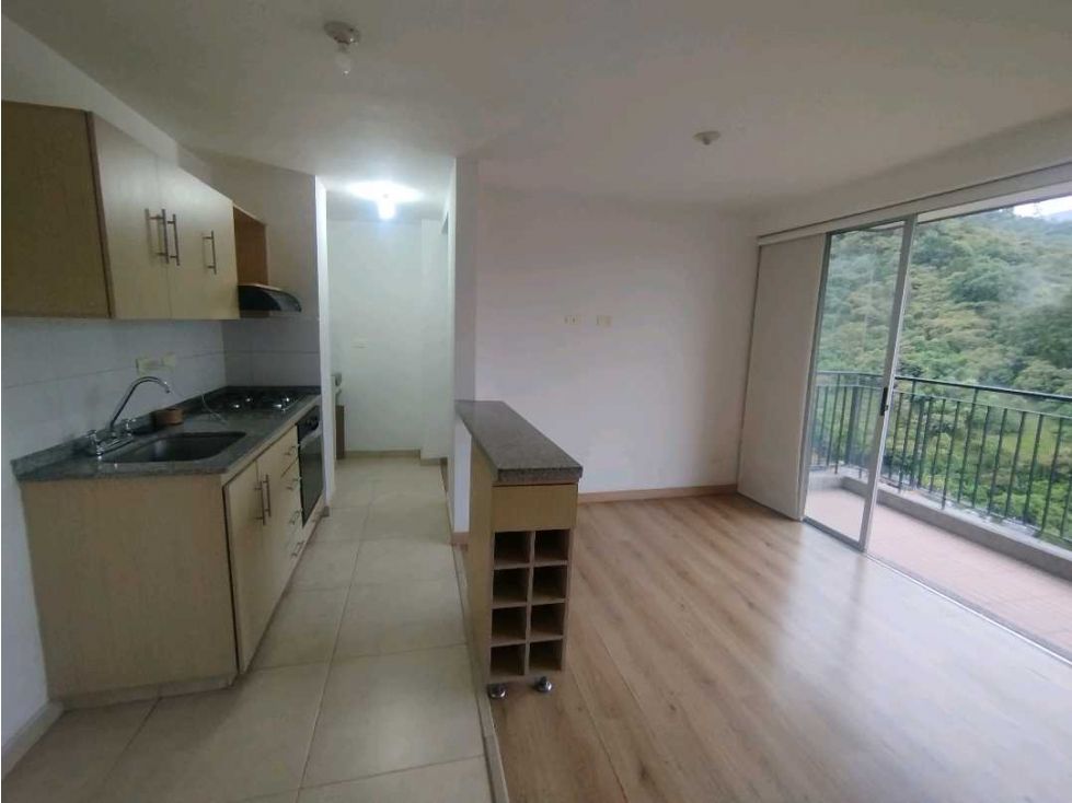 Apartamento en arriendo Antioquia Sabaneta Tres Esquinas 65 m2 Habitaciones 2 Baños 2 Garajes 1 Precio $2800000