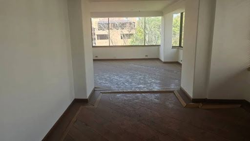 Apartamento en venta Cundinamarca Bogotá La Carolina 135 m2 Habitaciones 4 Baños 5 Garajes 4 Precio $1700000000