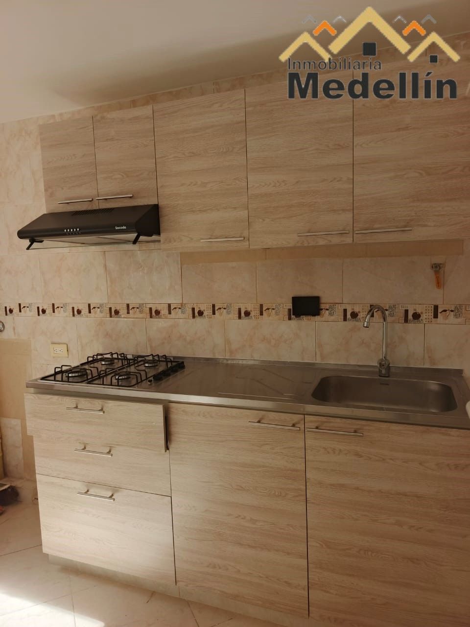 Apartamento en arriendo Antioquia Medellín Naranjitos 50 m2 Habitaciones 2 Baños 1 Garajes 0 Precio $1100000