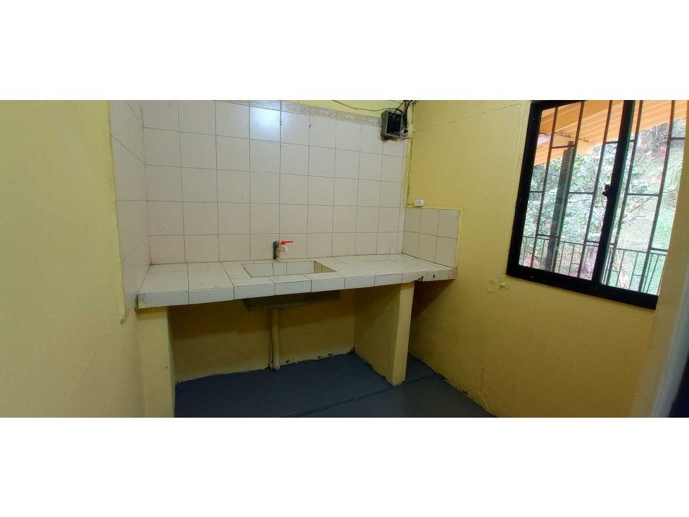 Finca en arriendo Antioquia Girardota Girardota 14150 m2 Habitaciones 2 Baños 1 Garajes 1 Precio $2500000