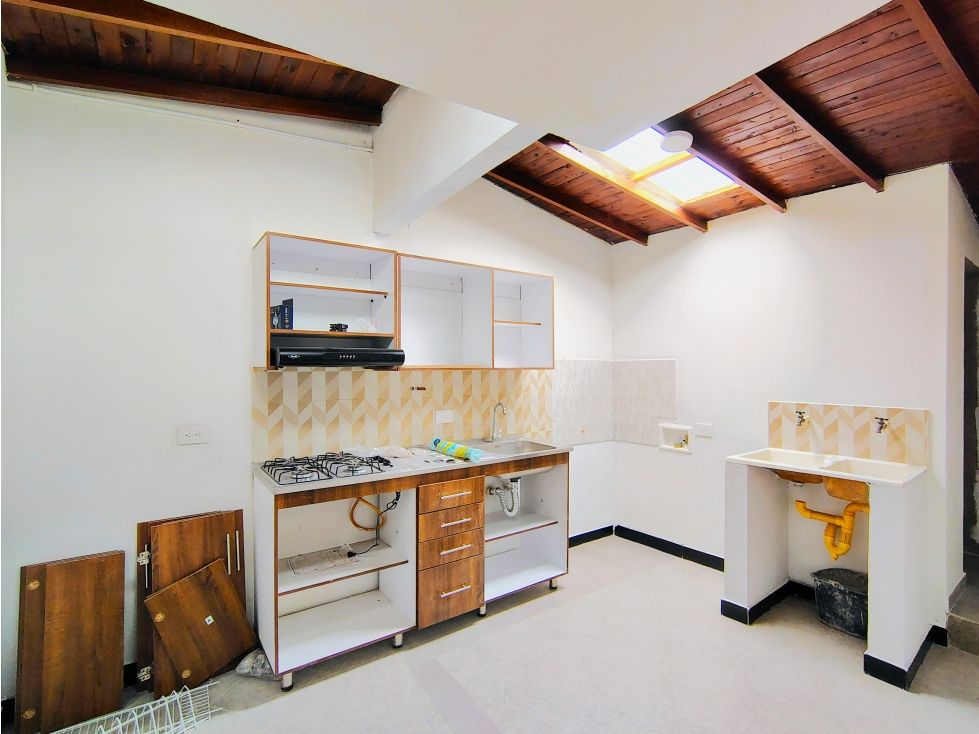 Apartaestudio en arriendo Antioquia Itagüí San Antonio 35 m2 Habitaciones 1 Baños 1 Garajes 0 Precio $1100000