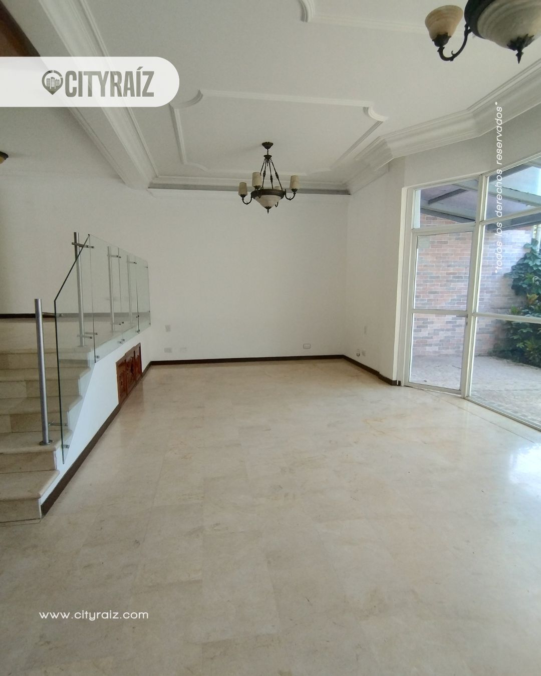 Casa en venta Antioquia Medellín Altos Del Poblado 320 m2 Habitaciones 3 Baños 5 Garajes 2 Precio $1500000000