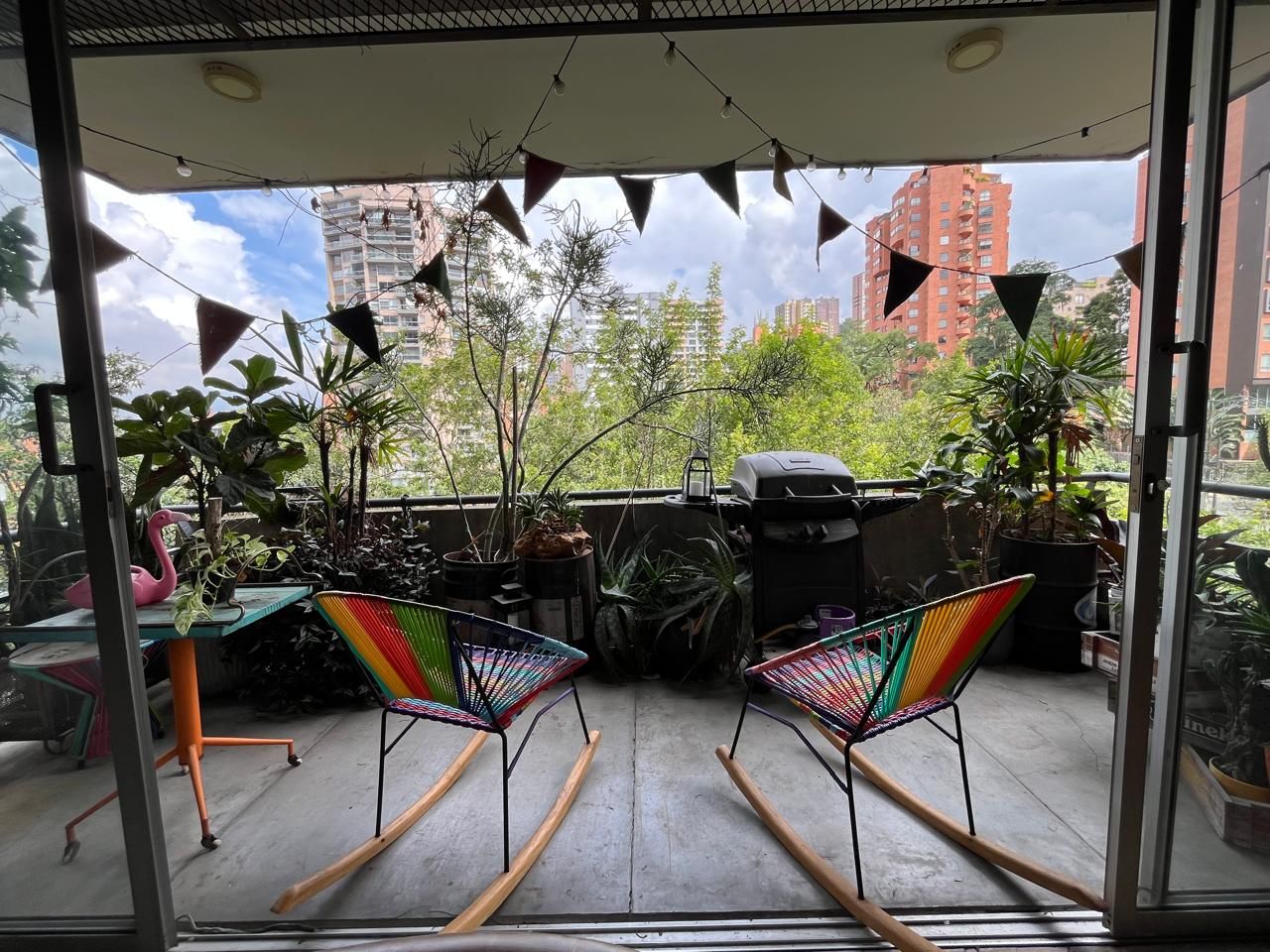 Apartamento en arriendo Antioquia Medellín Lalinde 81 m2 Habitaciones 2 Baños 2 Garajes 1 Precio $6000000