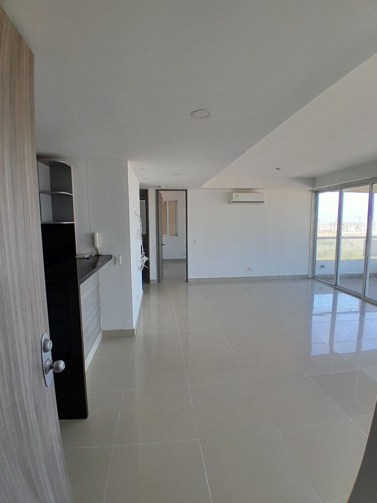 Apartamento en arriendo Atlántico Barranquilla Ub Castellana Real 93 m2 Habitaciones 2 Baños 2 Garajes 2 Precio $3200000