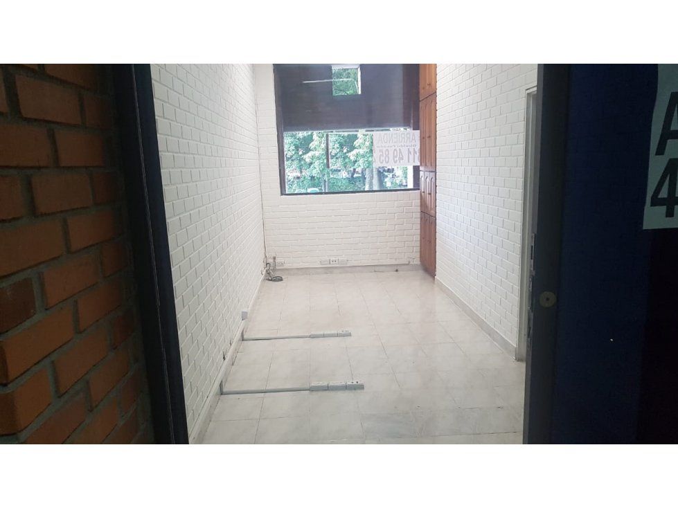 Oficina en venta Antioquia Medellín Astorga 18 m2 Habitaciones 0 Baños 1 Garajes 1 Precio $240000000