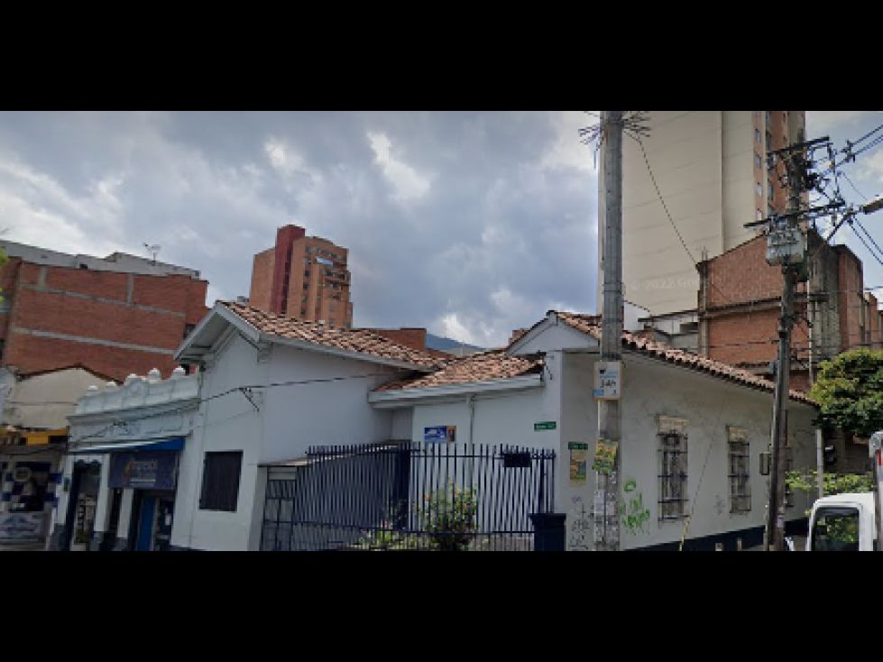 Casa en venta Antioquia Medellín Bombona No1 900 m2 Habitaciones 20 Baños 4 Garajes 0 Precio $4100000000