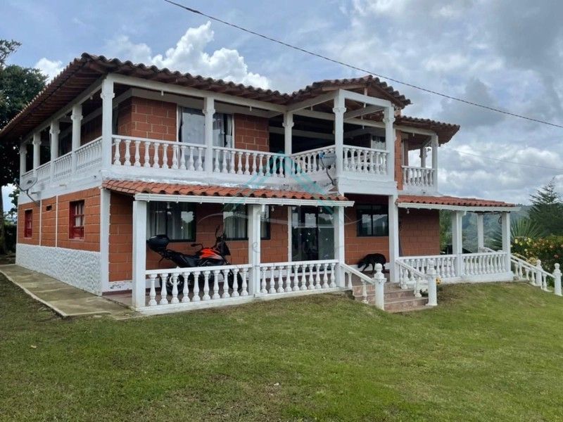 Casa en venta Antioquia Rionegro Cuatro Esquinas 327 m2 Habitaciones 6 Baños 6 Garajes 0 Precio $1500000000