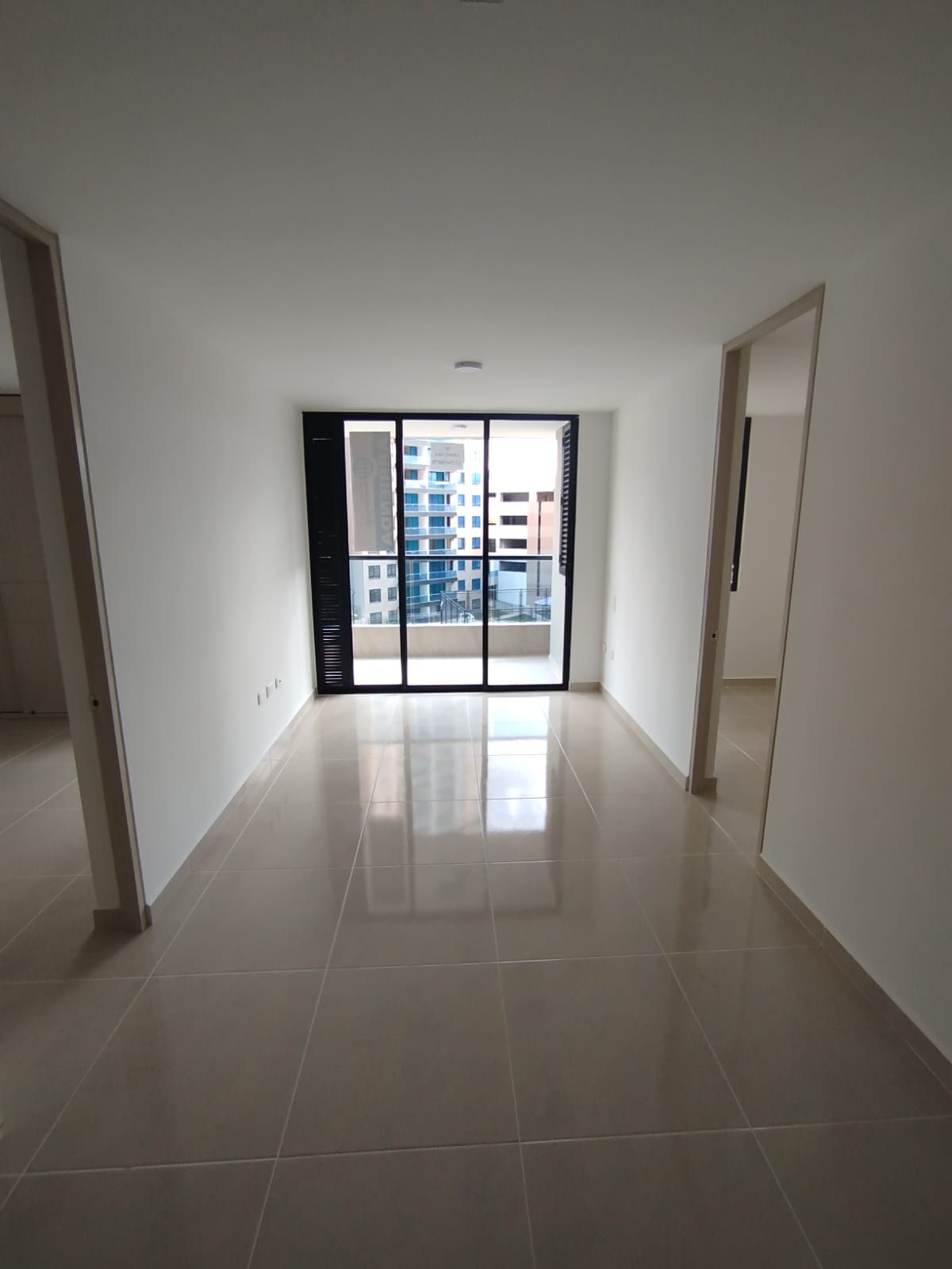 Apartamento en arriendo Santander Floridablanca Cr Irawa 70 m2 Habitaciones 3 Baños 2 Garajes 1 Precio $2092000