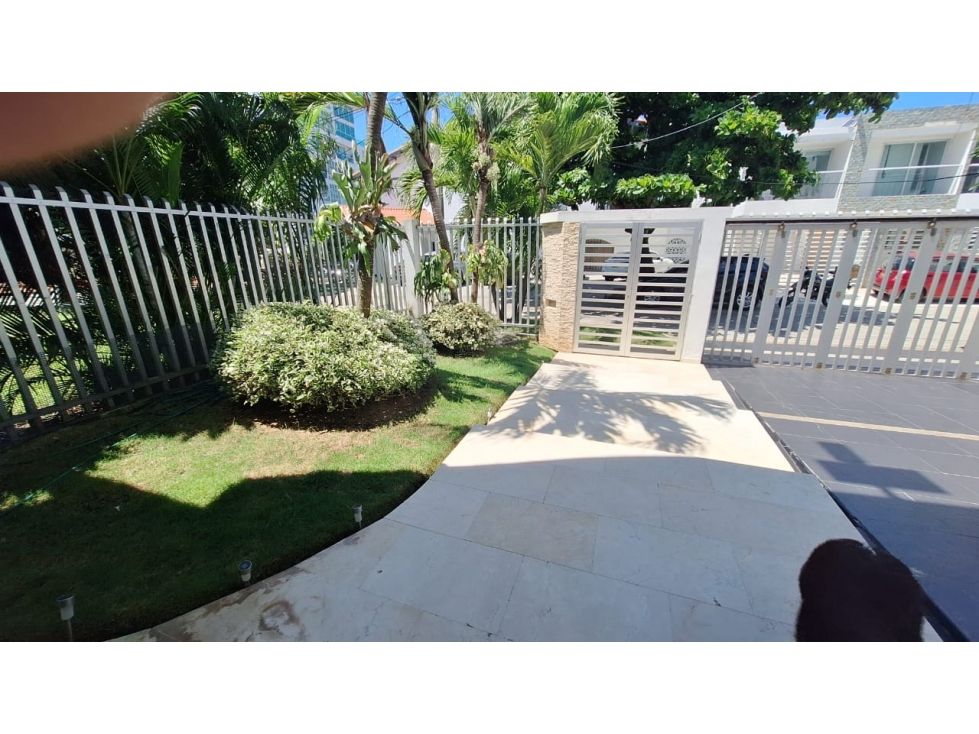 Casa en arriendo o venta Atlántico Barranquilla Villa Santos 263 m2 Habitaciones 3 Baños 5 Garajes 4 Precio venta $1250000000 Precio arriendo $8000000