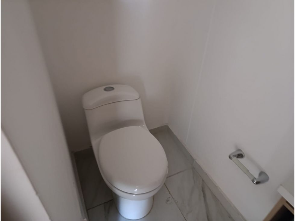 Apartaestudio en arriendo Cundinamarca Bogotá Emaus 17 m2 Habitaciones 1 Baños 1 Garajes 0 Precio $1900000