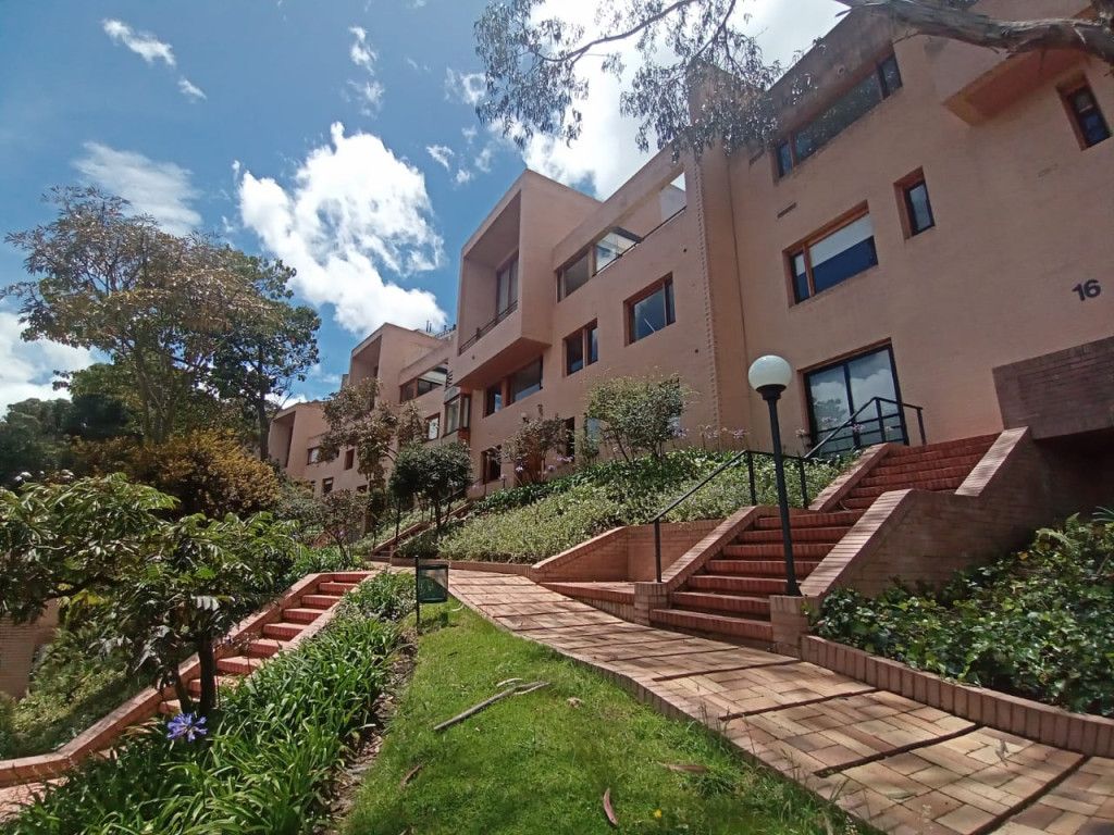 Apartamento en venta Cundinamarca Bogotá Ub Bosques De Medina 610 m2 Habitaciones 5 Baños 5 Garajes 4 Precio $7500000000