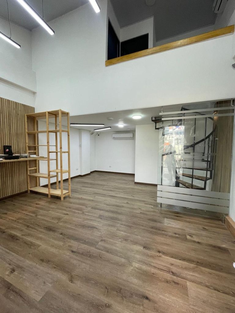 Local en arriendo Valle Del Cauca Cali Sector Patio Bonito 30 m2 Habitaciones 0 Baños 1 Garajes 0 Precio $2800000