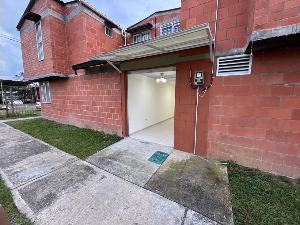 Local en arriendo Risaralda Pereira Ur Montelibano 17 m2 Habitaciones 0 Baños 1 Garajes 0 Precio $500000