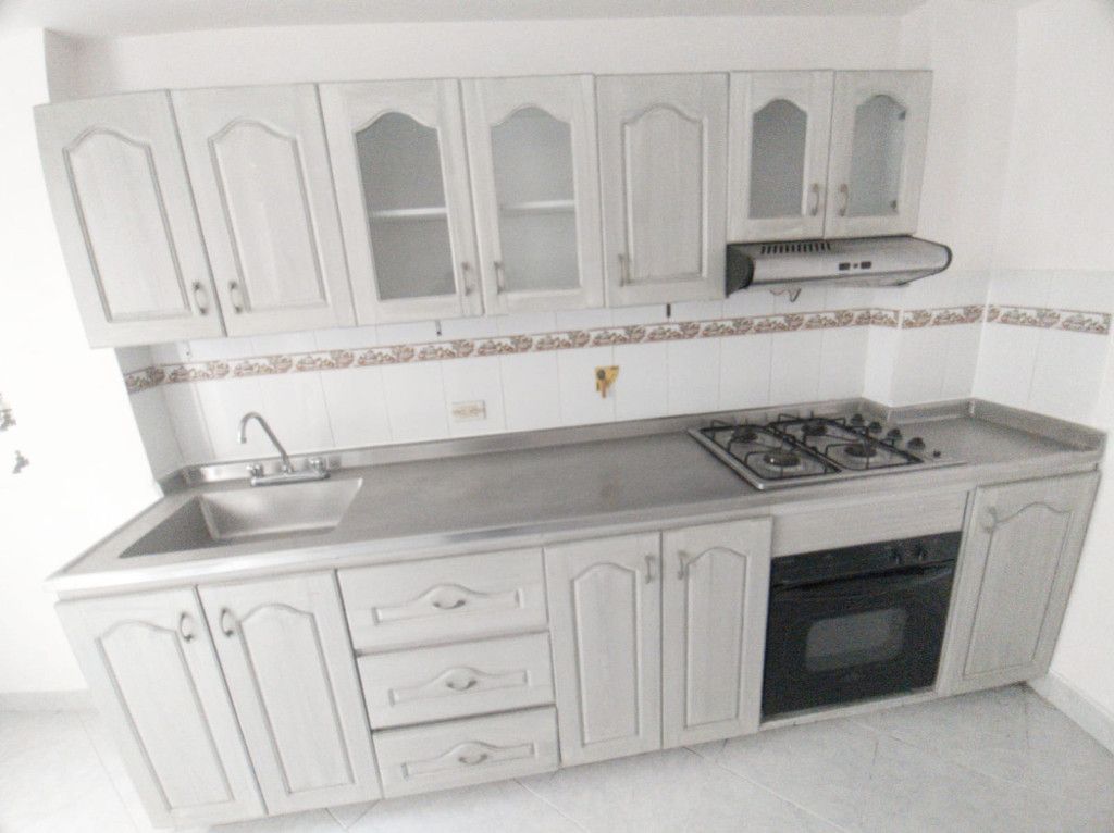 Apartamento en arriendo Antioquia Medellín Urbanizacion Barcelona 110 m2 Habitaciones 3 Baños 2 Garajes 0 Precio $2500000