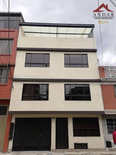 Casa en venta Cundinamarca Bogotá El Encanto 269 m2 Habitaciones 12 Baños 8 Garajes 1 Precio $1095000000