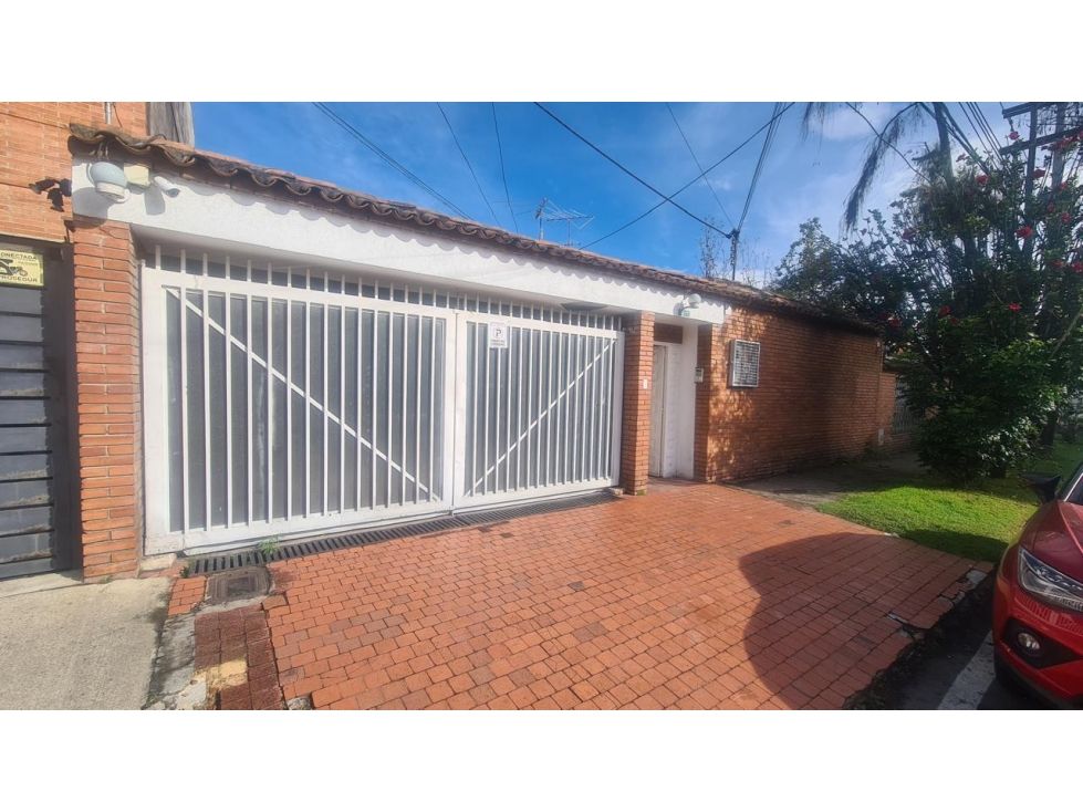 Casa en arriendo Cundinamarca Bogotá Los Cedritos 390 m2 Habitaciones 5 Baños 4 Garajes 4 Precio $8000000