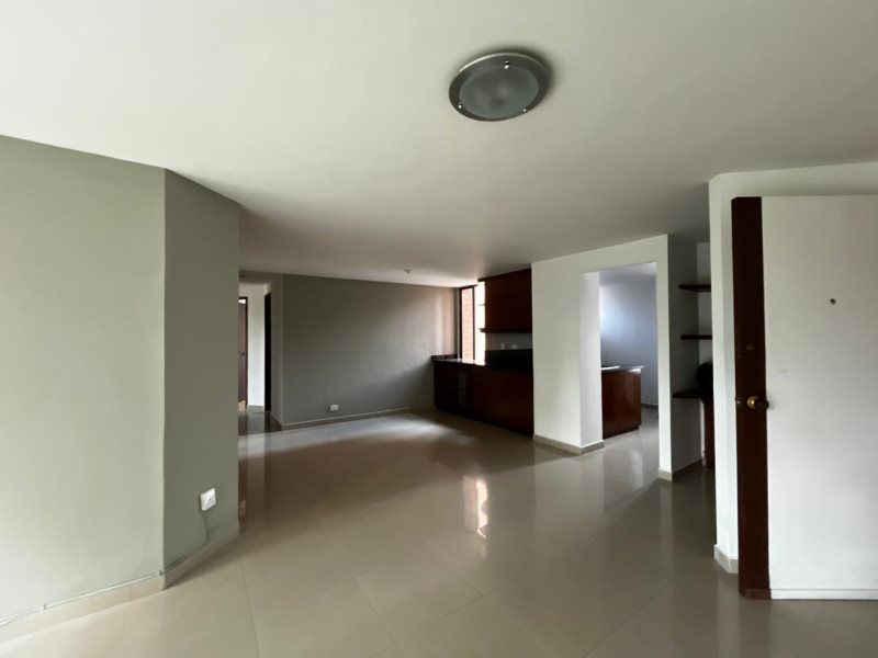 Apartamento en arriendo Antioquia Medellín Villa Carlota 97 m2 Habitaciones 3 Baños 3 Garajes 0 Precio $4000000